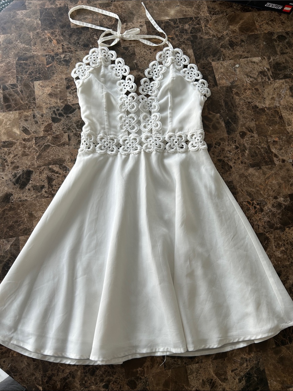 Missguided White Halter Mini Dress, Floral Crochet Cutout Fit & Flare size 4
